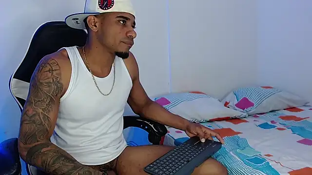 Snapshot of Karl_Jensennxx chatting on June 26, 2:38 am Karl Jensennxx online show from June 26, 2:38 am