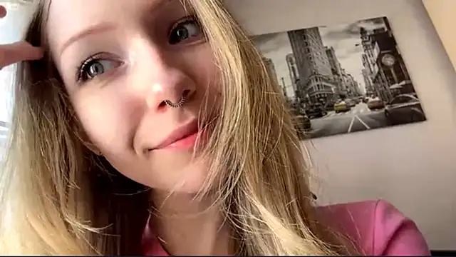 Snapshot of BivalentFalloff chatting on July 3, 5:58 am BivalentFalloff online show from July 3, 5:58 am