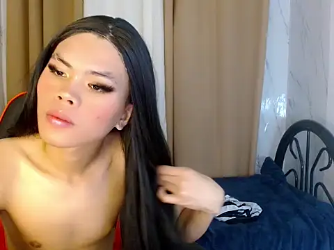 Snapshot of forthydoll chatting on July 18, 2:27 am forthydoll online show from July 18, 2:27 am