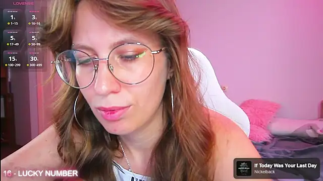 Snapshot of ms_allison__ chatting on July 28, 2:13 pm ms allison online show from July 28, 2:13 pm