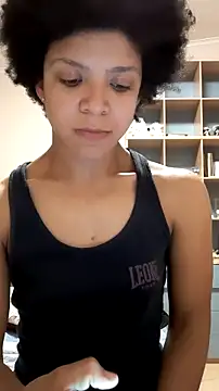 Snapshot of Sasha99- chatting on June 18, 7:18 pm Sasha99- online show from June 18, 7:18 pm