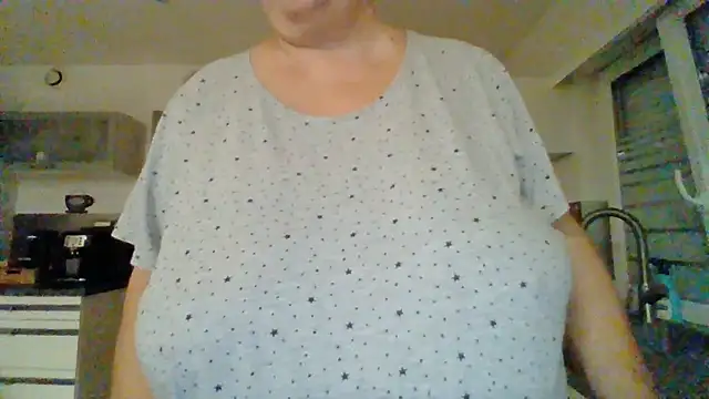 Snapshot of coquinesensuel chatting on July 31, 5:40 am coquinesensuel online show from July 31, 5:40 am