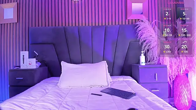 Jazminn 01 online show from July 29, 5:16 am