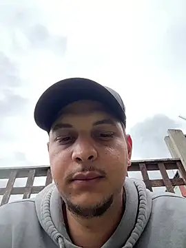 Snapshot of JettKing_123 chatting on July 27, 2:13 pm JettKing 123 online show from July 27, 2:13 pm