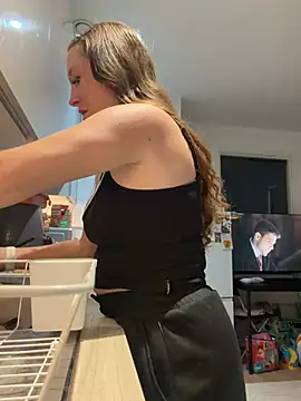 Snapshot of Coleyy_xx chatting on July 4, 6:58 pm Coleyy xx online show from July 4, 6:58 pm