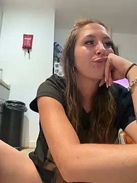 Snapshot of Coleyy_xx chatting on July 29, 7:34 pm Coleyy xx online show from July 29, 7:34 pm