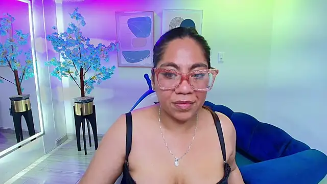 Silvana lane online show from August 5, 12:02 am