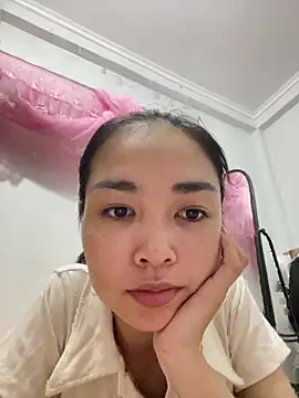 Snapshot of Thao-2k7 chatting on June 19, 2:43 pm Thao-2k7 online show from June 19, 2:43 pm