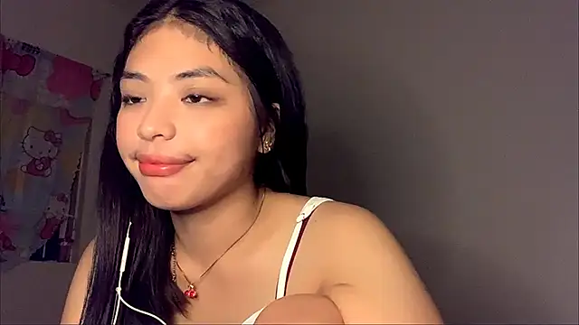 Snapshot of Hazelanne chatting on June 20, 11:13 am Hazelanne online show from June 20, 11:13 am