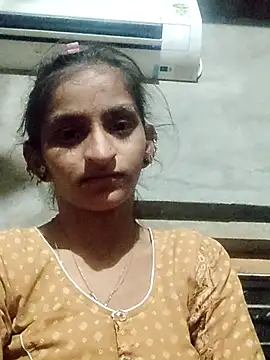 Snapshot of mitu_bhabhi chatting on June 18, 5:28 pm mitu bhabhi online show from June 18, 5:28 pm