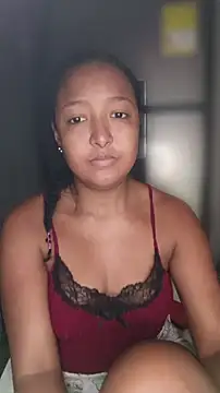 Snapshot of HeLiSa69ebony chatting on June 18, 7:40 pm HeLiSa69ebony online show from June 18, 7:40 pm