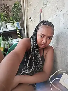 Snapshot of HeLiSa69ebony chatting on July 13, 3:48 pm HeLiSa69ebony online show from July 13, 3:48 pm