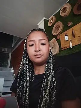Snapshot of HeLiSa69ebony chatting on July 16, 8:37 pm HeLiSa69ebony online show from July 16, 8:37 pm