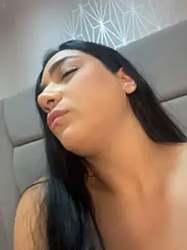 Snapshot of Salo_Angel__ chatting on July 28, 8:52 pm Salo Angel online show from July 28, 8:52 pm