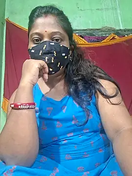 Snapshot of Curvy_Twinkle chatting on July 2, 5:46 am Curvy Twinkle online show from July 2, 5:46 am