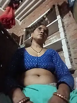Snapshot of Hot_shiri chatting on July 13, 3:59 pm Hot shiri online show from July 13, 3:59 pm