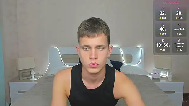 m0neyken online show from July 19, 2:26 am