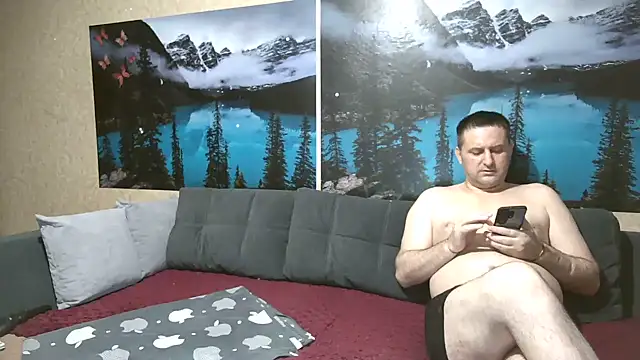 Snapshot of BiManKleo chatting on July 3, 7:48 am BiManKleo online show from July 3, 7:48 am
