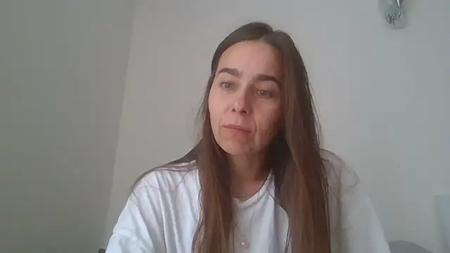 Snapshot of Vanelleda chatting on June 23, 10:46 am Vanelleda online show from June 23, 10:46 am