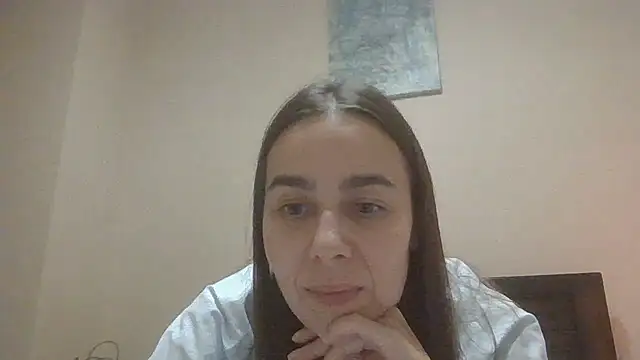 Snapshot of Vanelleda chatting on August 6, 7:49 pm Vanelleda online show from August 6, 7:49 pm