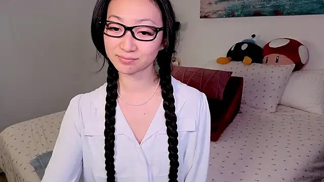 Snapshot of MySweetSofie chatting on October 28, 7:16 pm MySweetSofie online show from October 28, 7:16 pm