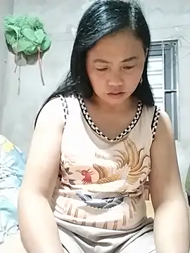 Snapshot of whatmes chatting on July 3, 7:09 pm whatmes online show from July 3, 7:09 pm
