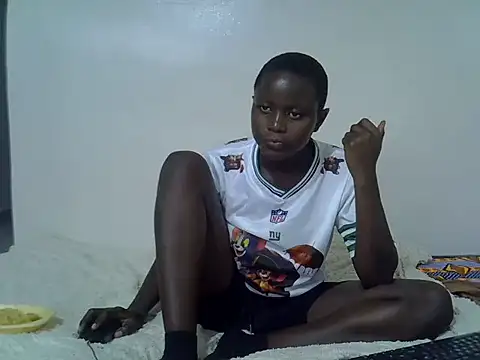 milky gal ebony online show from July 1, 1:13 pm