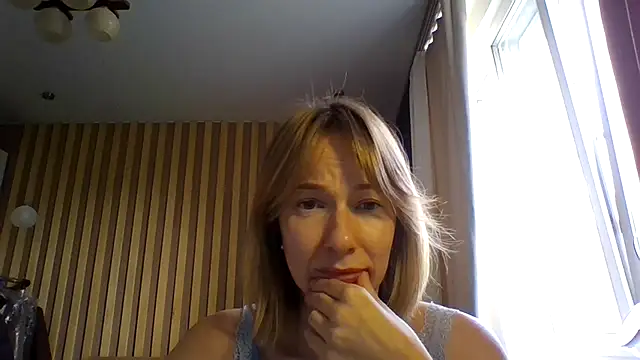 Snapshot of Deloriada chatting on July 30, 10:25 am Deloriada online show from July 30, 10:25 am