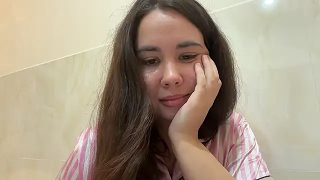 Rionetta online show from June 26, 11:58 am