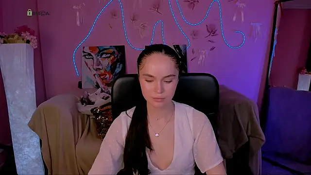 Snapshot of vanesa_lux chatting on July 15, 12:10 pm vanesa lux online show from July 15, 12:10 pm