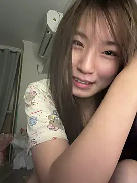 Snapshot of Uugirl00 chatting on July 25, 3:42 pm Uugirl00 online show from July 25, 3:42 pm