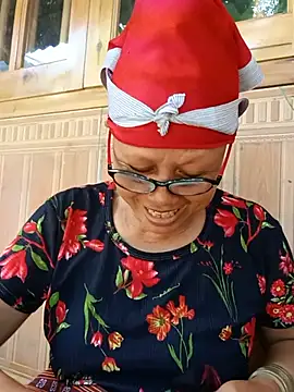 mayhenry online show from June 24, 1:04 am