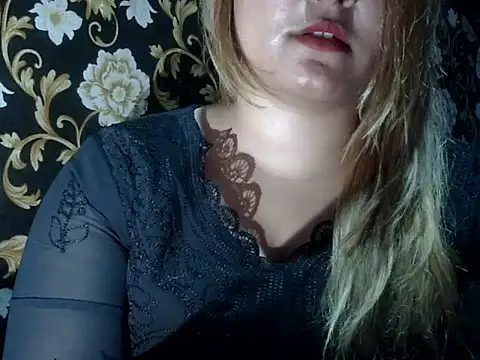 Snapshot of Sexyy_Sana chatting on July 1, 6:07 pm Sexyy Sana online show from July 1, 6:07 pm