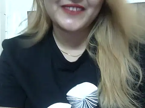 Snapshot of Sexyy_Sana chatting on July 3, 4:57 pm Sexyy Sana online show from July 3, 4:57 pm