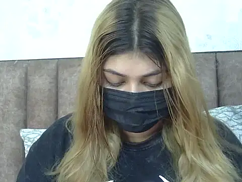 Snapshot of Sexyy_Sana chatting on July 7, 4:44 pm Sexyy Sana online show from July 7, 4:44 pm