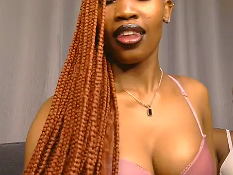 Snapshot of Barbie_baddie chatting on July 11, 9:27 pm Barbie baddie online show from July 11, 9:27 pm