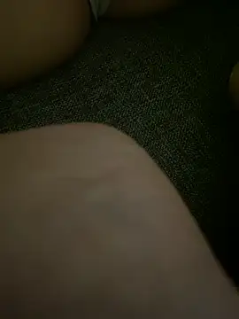 Snapshot of feetlilly chatting on June 30, 12:44 am feetlilly online show from June 30, 12:44 am