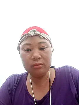 Snapshot of NyloveSquirt chatting on August 3, 12:53 am NyloveSquirt online show from August 3, 12:53 am