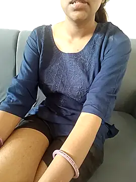 Snapshot of nikku_rao chatting on July 3, 5:36 am nikku rao online show from July 3, 5:36 am
