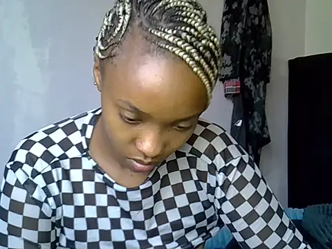 Snapshot of pretty_jaz chatting on July 19, 8:29 am pretty jaz online show from July 19, 8:29 am