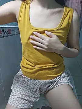 Snapshot of cherry_chjan chatting on July 25, 3:48 am cherry chjan online show from July 25, 3:48 am