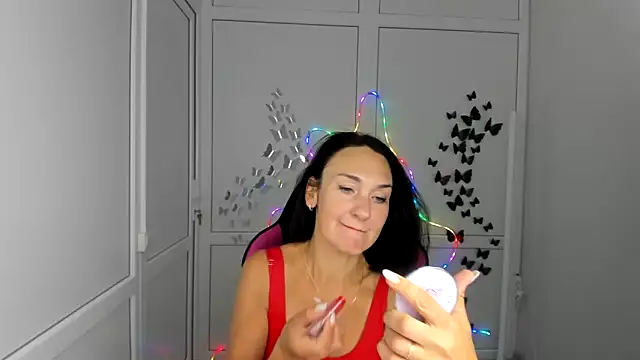 Snapshot of OliviaKateee chatting on June 30, 6:36 am OliviaKateee online show from June 30, 6:36 am