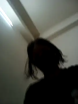 Snapshot of avii5 chatting on June 30, 5:47 pm avii5 online show from June 30, 5:47 pm
