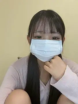 Snapshot of risa_____ chatting on July 4, 11:38 am risa online show from July 4, 11:38 am