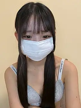 Snapshot of risa_____ chatting on July 16, 2:34 pm risa online show from July 16, 2:34 pm