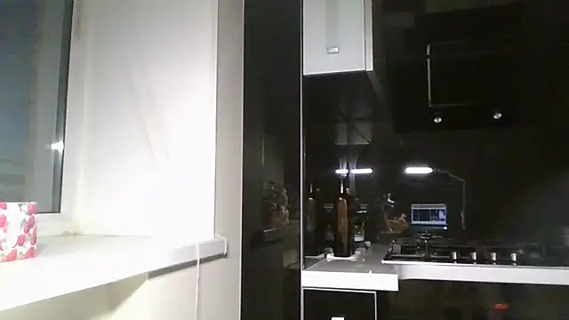 Snapshot of Velissada chatting on June 29, 7:14 pm Velissada online show from June 29, 7:14 pm