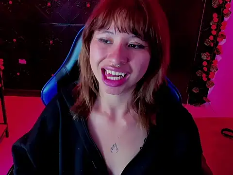 kitty  gang online show from July 9, 1:59 pm