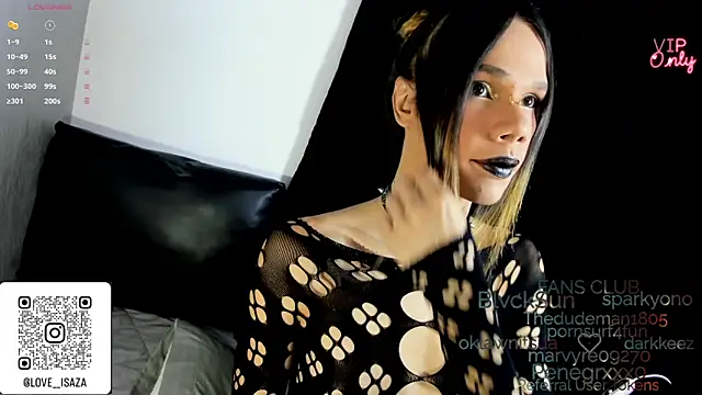 Snapshot of love_amor_ chatting on June 22, 9:34 pm love amor online show from June 22, 9:34 pm