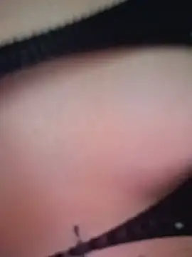 Snapshot of AylinLove_ chatting on June 24, 11:53 am AylinLove online show from June 24, 11:53 am