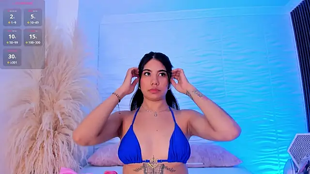 Snapshot of AylinLove_ chatting on July 4, 11:38 am AylinLove online show from July 4, 11:38 am